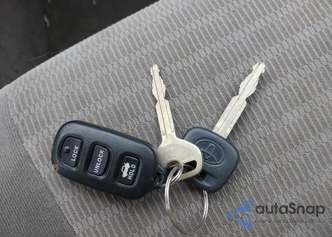 2006 Toyota Camry Le z USA, uszkodzony, nr VIN 4T1BE32K36U115943